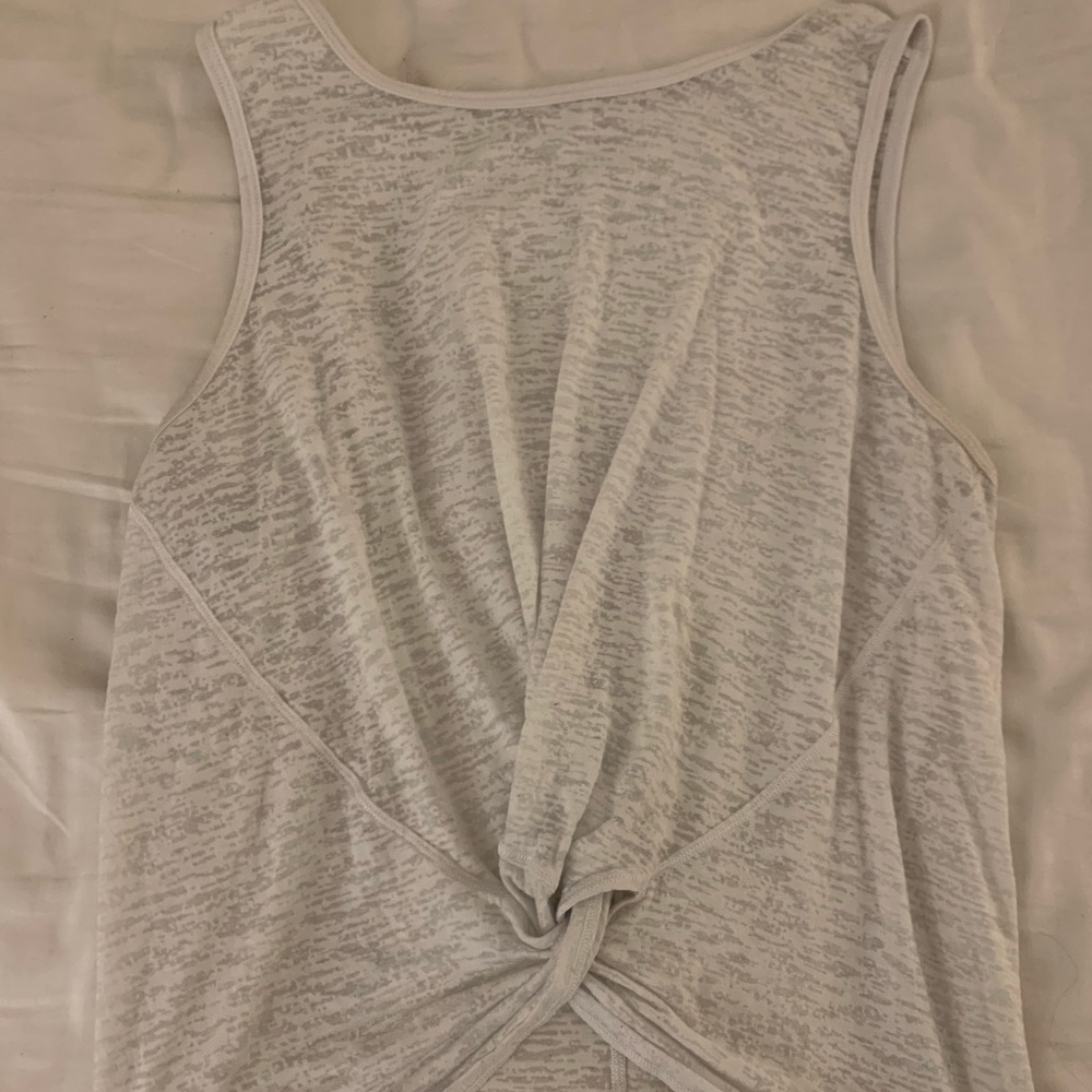 Lululemon tank top
